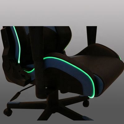 Melhore sua configuração de jogo com cadeira executiva e apoio de pé em couro sintético